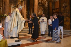 Largheggia. La consegnata dal vescovo la Lettera pastorale